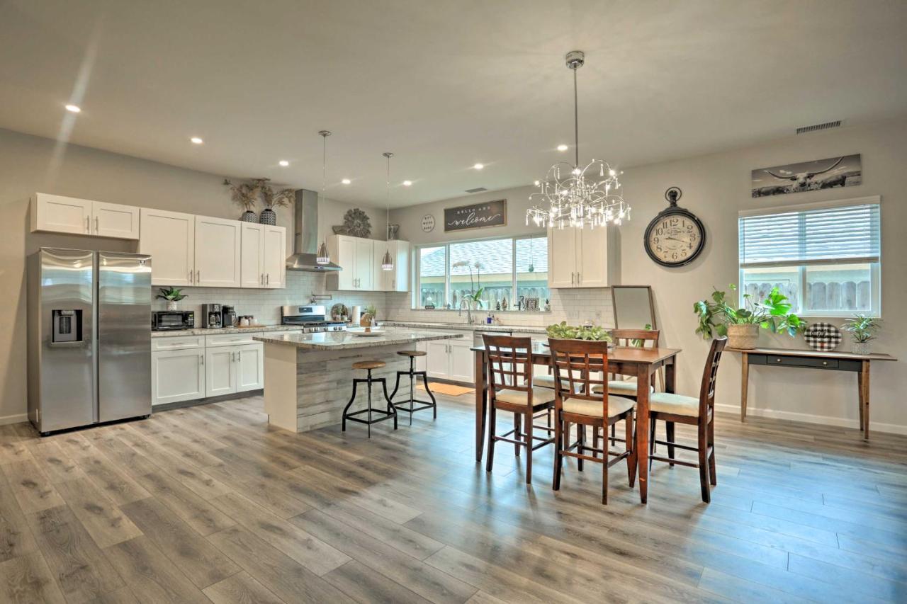 Stunning Clovis Home About 1 Mile To Old Town! Eksteriør billede