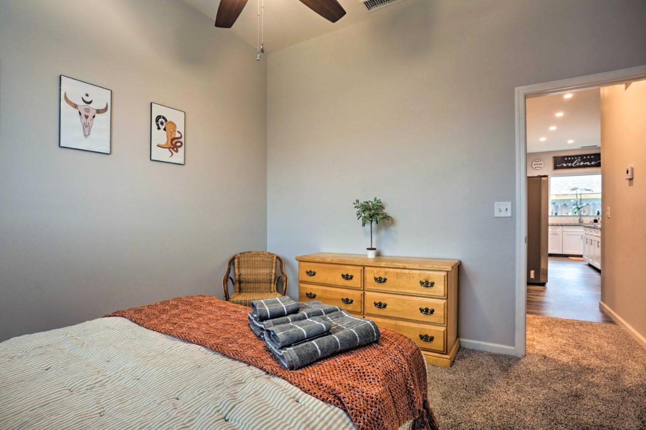 Stunning Clovis Home About 1 Mile To Old Town! Eksteriør billede